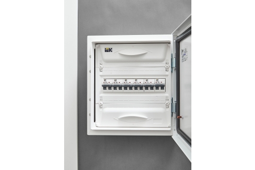 ARMAT Автоматический выключатель M10N 2P B 1А IEK