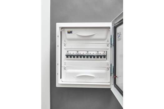 ARMAT Автоматический выключатель M10N 3P C 6А IEK