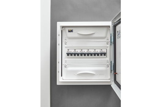 ARMAT Автоматический выключатель M06N 2P B 40А IEK