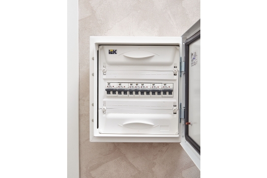 ARMAT Автоматический выключатель M06N 1P B 63А IEK