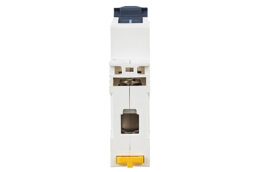 ARMAT Автоматический выключатель M06N 1P C 32А IEK