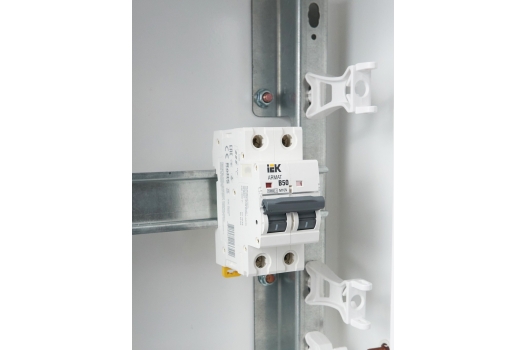 ARMAT Автоматический выключатель M10N 2P B 50А IEK