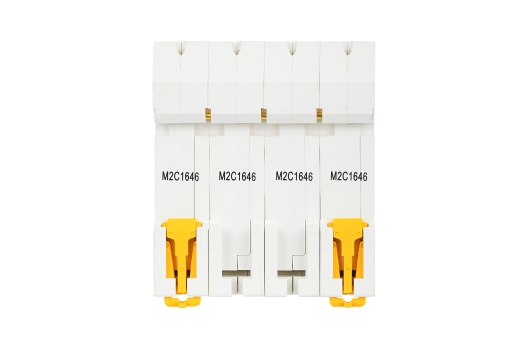 ARMAT Автоматический выключатель M06N 4P C 16А IEK