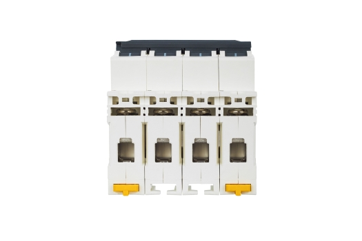 ARMAT Автоматический выключатель M06N 4P B 32А IEK