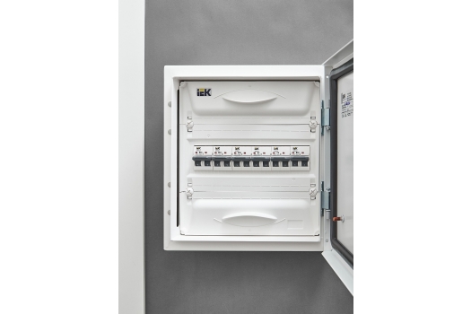 ARMAT Автоматический выключатель M06N 2P B 50А IEK