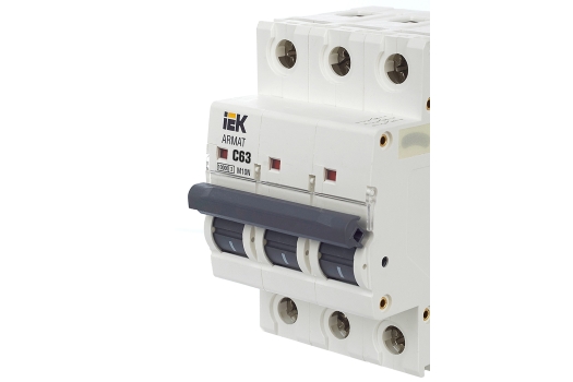 ARMAT Автоматический выключатель M10N 3P C 63А IEK