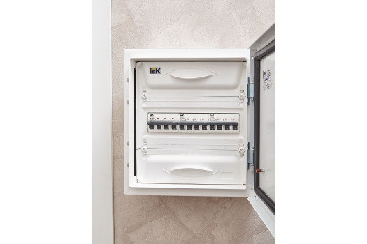 ARMAT Автоматический выключатель M06N 4P C 50А IEK