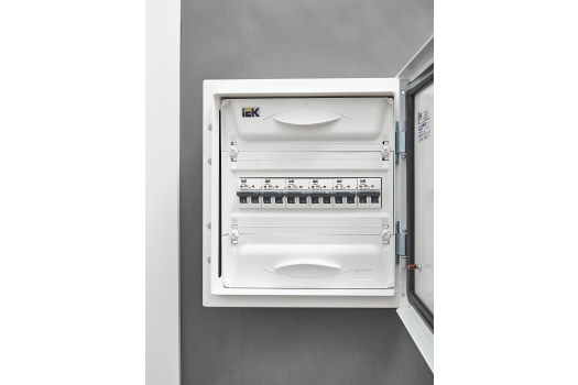 ARMAT Автоматический выключатель M06N 2P D 50А IEK