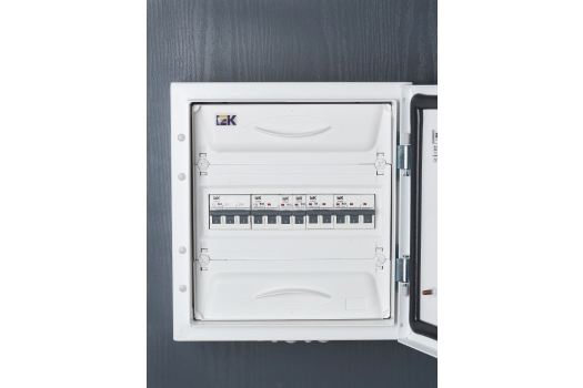 ARMAT Автоматический выключатель M10N 1P C 32А IEK