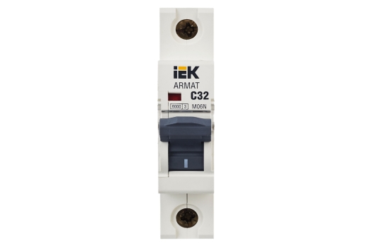 ARMAT Автоматический выключатель M06N 1P C 32А IEK