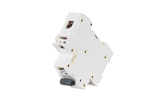 ARMAT Автоматический выключатель M06N 1P C 2А IEK