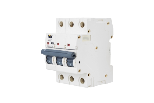ARMAT Автоматический выключатель M10N 3P B 32А IEK