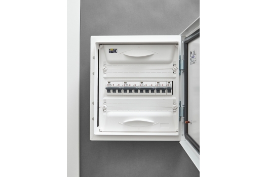 ARMAT Автоматический выключатель M10N 3P B 63А IEK