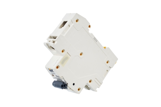 ARMAT Автоматический выключатель M06N 1P C 0,5А IEK