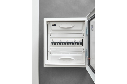 ARMAT Автоматический выключатель M10N 3P C 20А IEK
