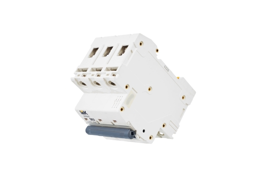 ARMAT Автоматический выключатель M06N 3P D 63А IEK